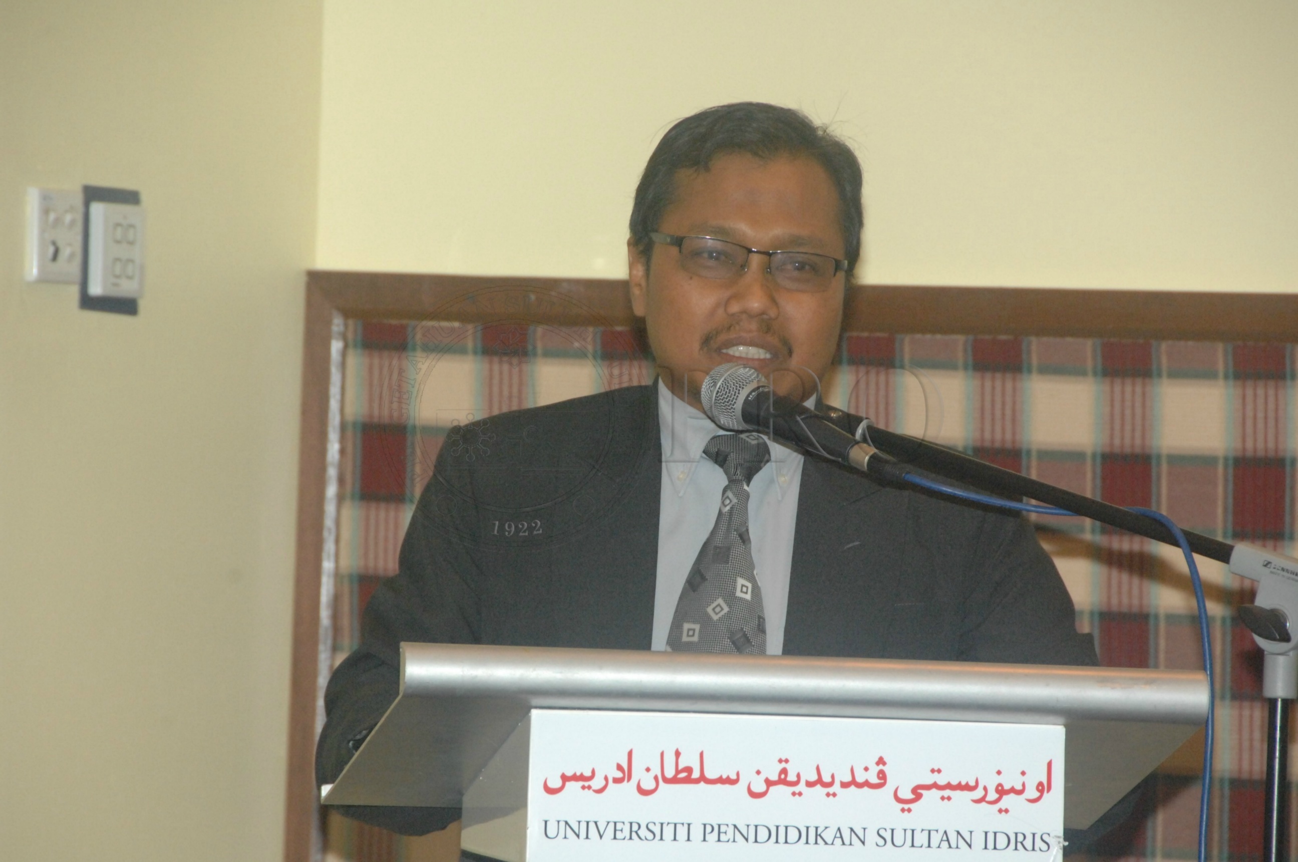 PRO 14 33 WACANA FBA 0182